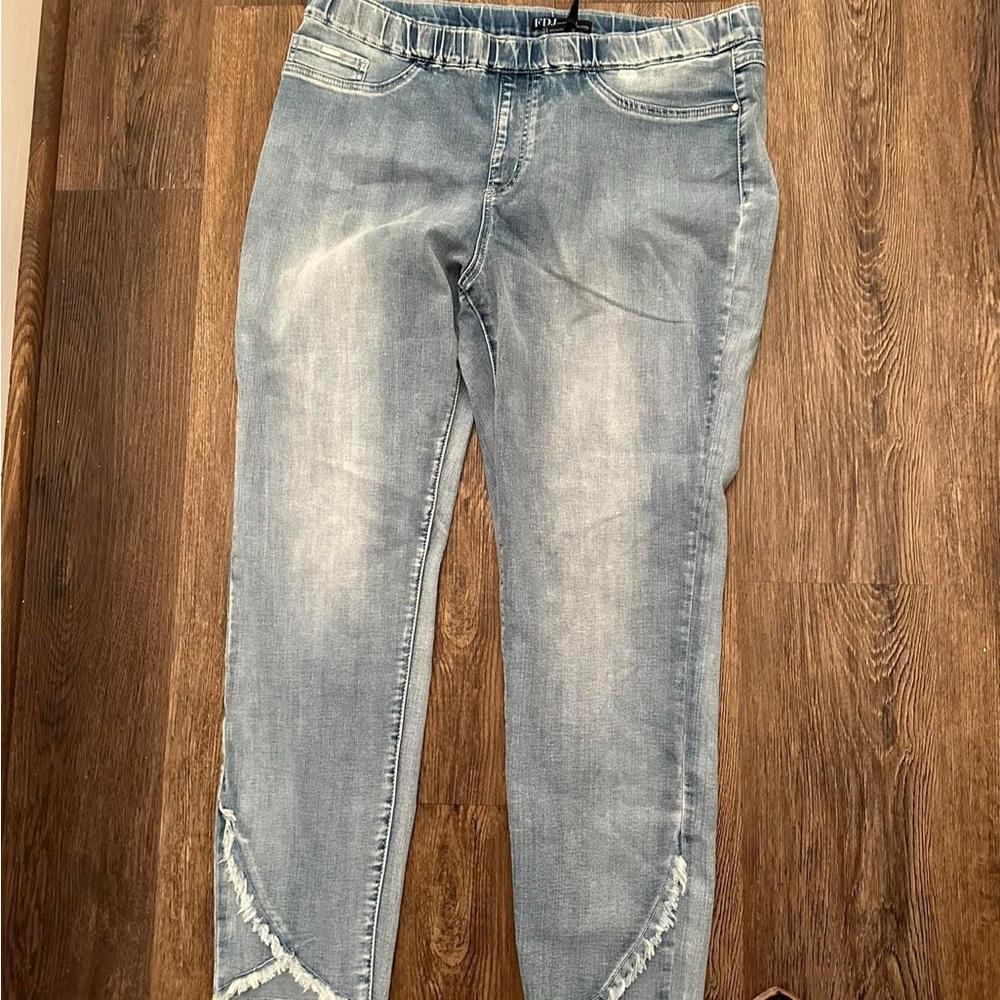 New with tag FDJ. 18